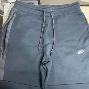 “SOLD”Nike tech shorts